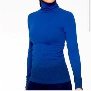 Athleta Flurry Baselayer Shirt Turtleneck Ombre Blue Medium